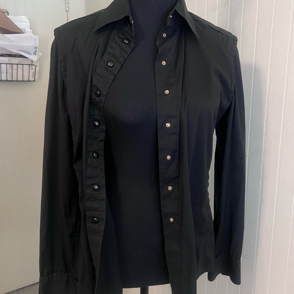 Louis Vuitton size 38 black button down top
